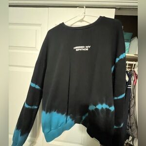 need my space Eleven Paris oversized crew neck